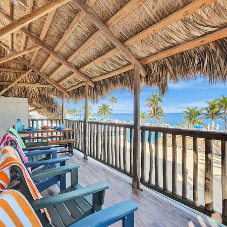 Beach Condo - Hollywood Beachfront And Broadwalk